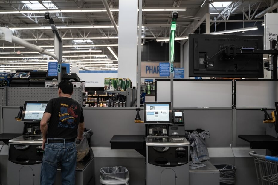 Photo Customer Support Technology