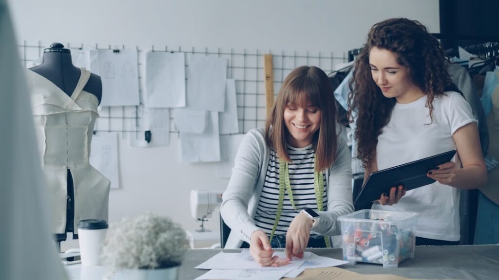 Photo Train Your Team on New Sales Tools