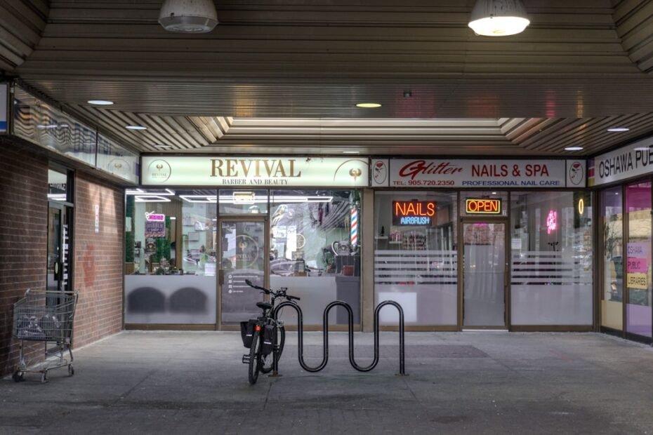 Photo Renewal Specialist