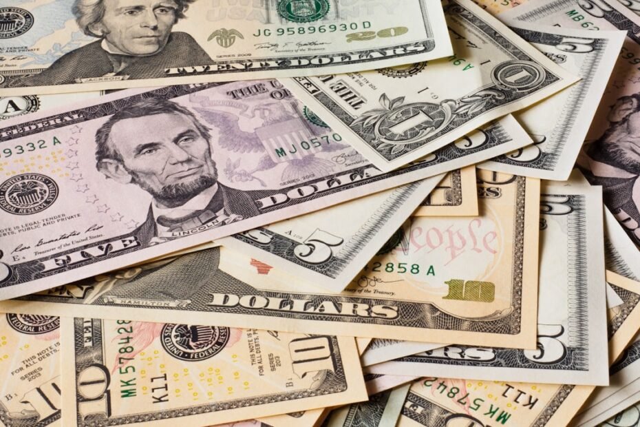 Photo Cash Collection Forecast