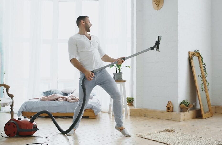 Photo leadership vacuum