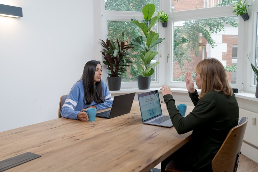 Photo manage remote team