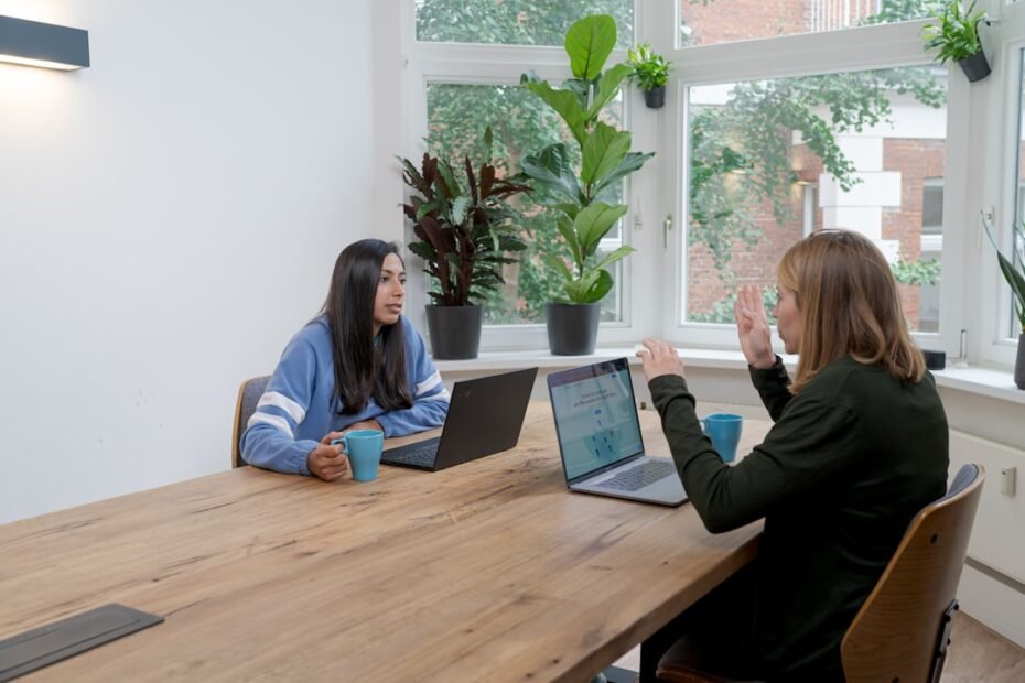 Photo manage remote team